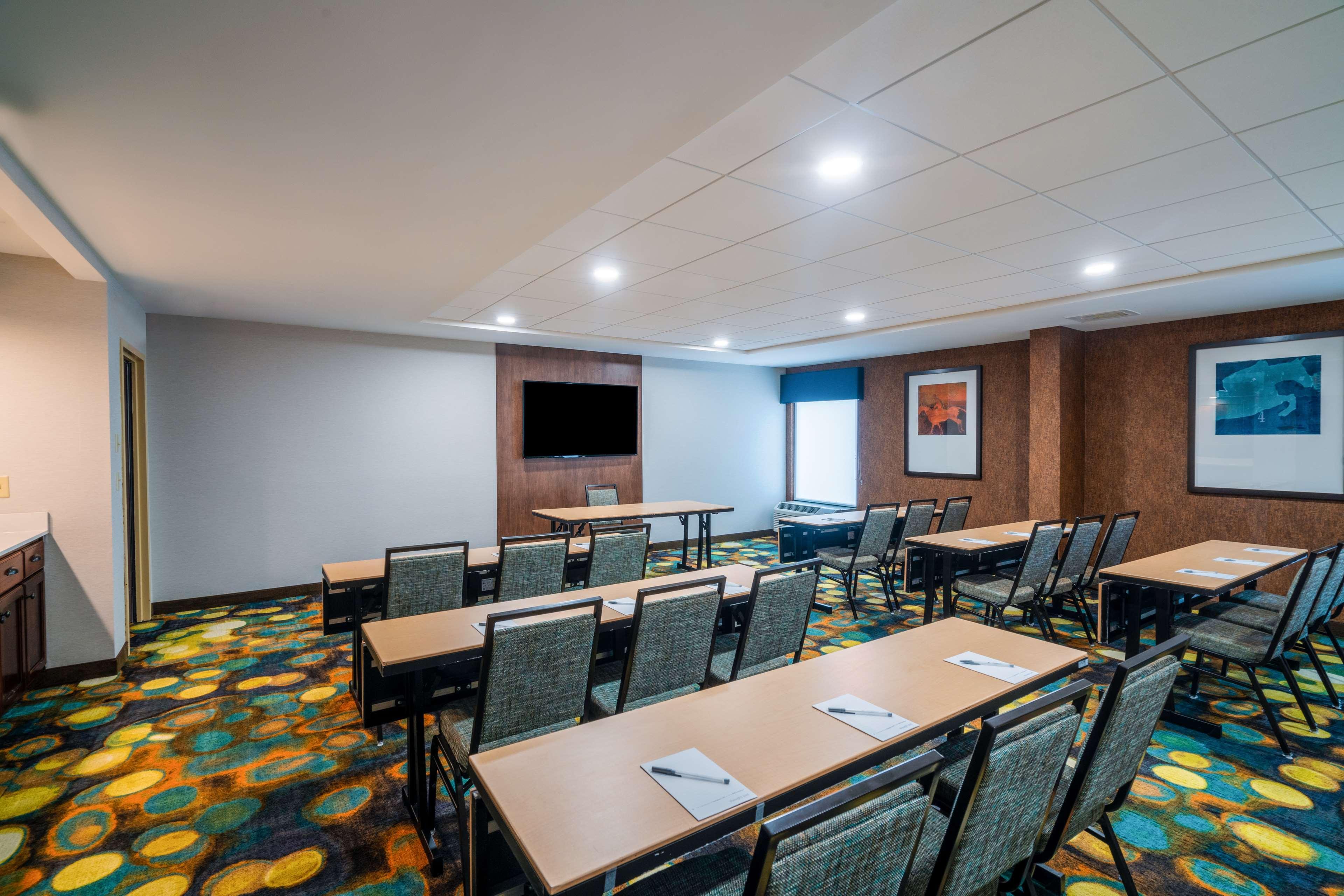 Hampton Inn Bardstown Exterior photo