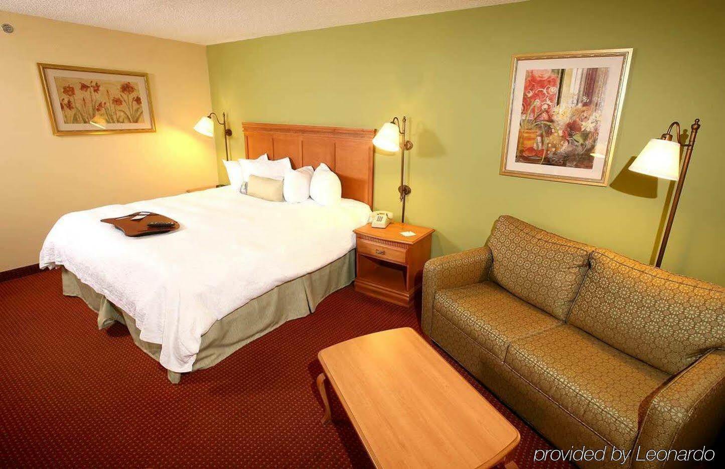 Hampton Inn Bardstown Exterior photo